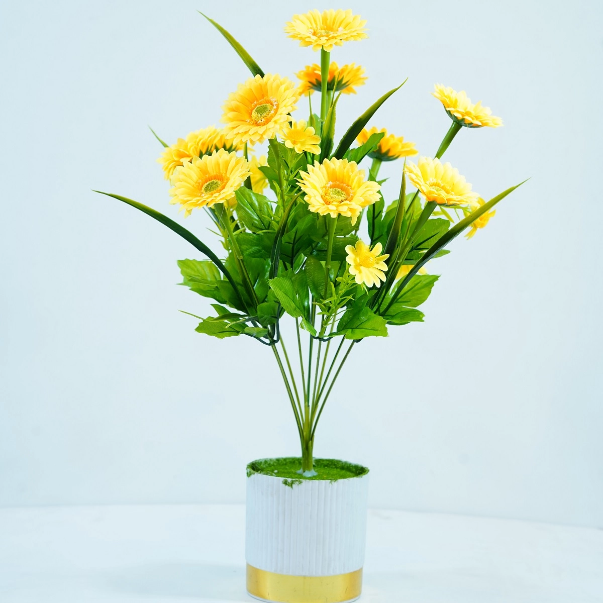 আর্টিফিশিয়াল ফুলের টব জিনিয়া হলুদ - Bilashi Shop